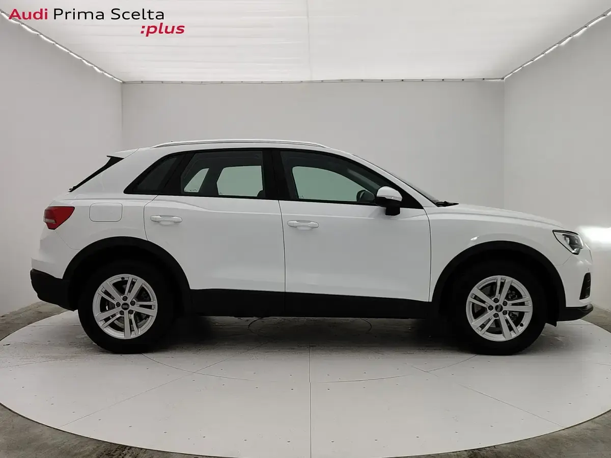 Usata Audi Q3 Business 150 CV (110 kW) 2022 Bianco SUV