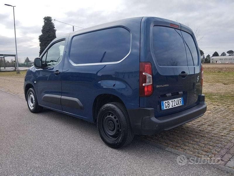 Usata Citroën Berlingo 101 CV (74 kW) 2020 Blu/azzurro Monovolume