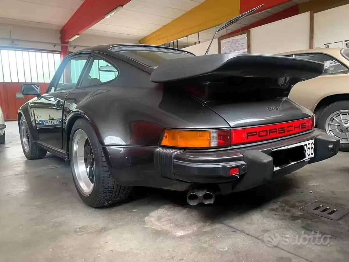 Usata Porsche 911 301 CV (221 kW) 1980 Grigio Coupé