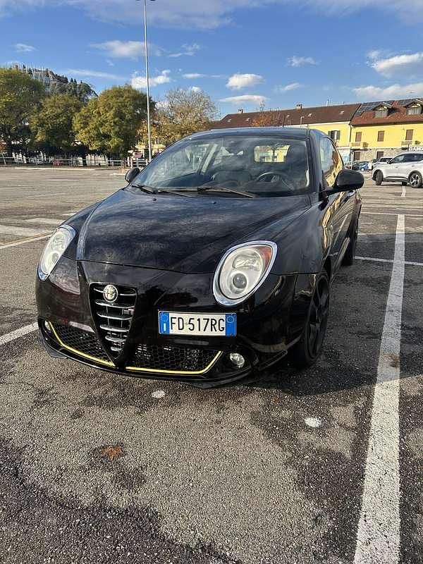 Usata Alfa Romeo MiTo Distinctive 120 CV (88 kW) 2010 Nero Utilitaria