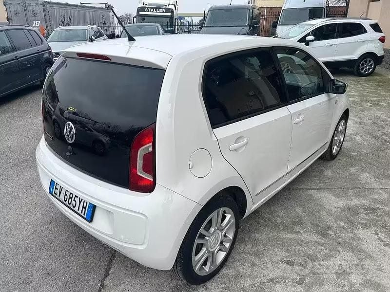 Usata VW up! high up! 68 CV (50 kW) 2014 Beige Utilitaria
