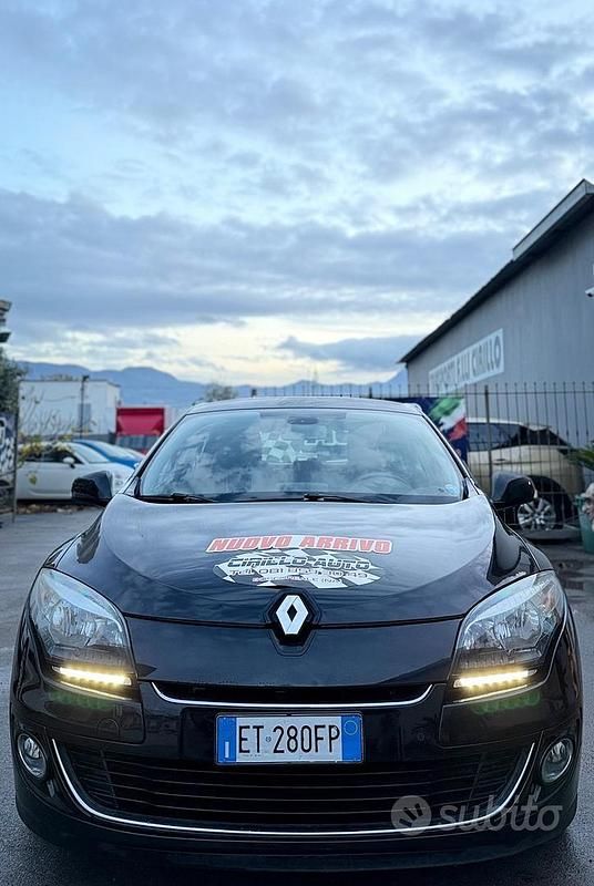 Usata Renault Mégane 110 CV (80 kW) 2013 Nero Berlina