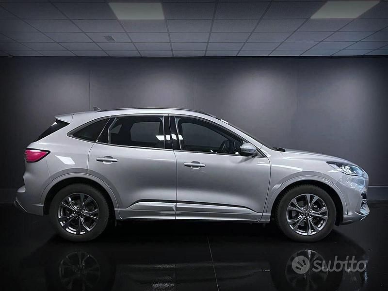 Occasion Ford Kuga ST-Line 120 PK (88 kW) 2023 Grijs SUV