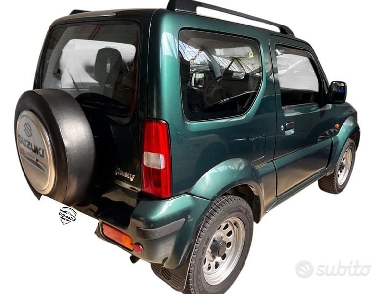 Usata Suzuki Jimny 85 CV (62 kW) 2005 Verde SUV