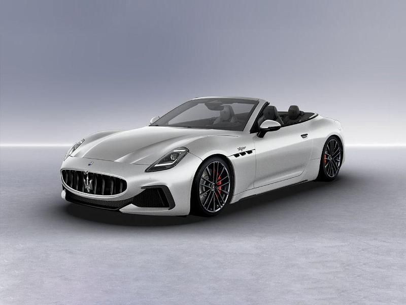Nuova Maserati GranCabrio 549 CV (403 kW) 2025 Bianco astro Cabrio