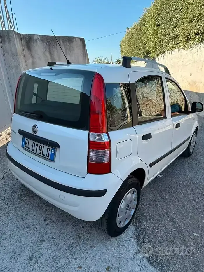 Usata Fiat Panda 69 CV (50 kW) 2012 Bianco Utilitaria