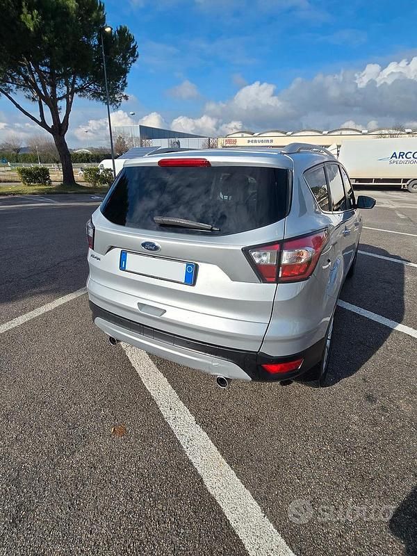 Usata Ford Kuga Business Edition 120 CV (88 kW) 2019 Grigio SUV