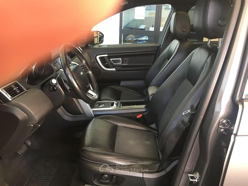 Usata Land Rover Discovery Sport SE 179 CV (131 kW) 2019 Grigio scuro SUV