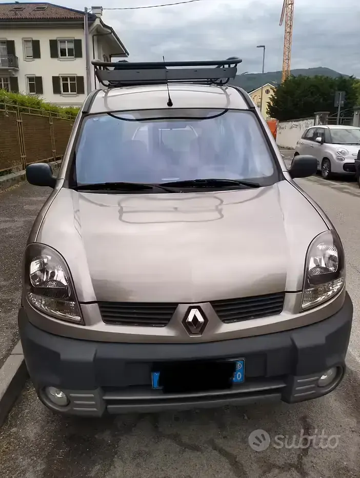 Usata Renault Kangoo 75 CV (55 kW) 2006 Grigio Monovolume
