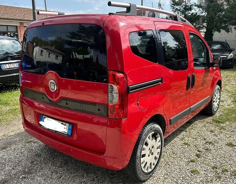 Usata Fiat Qubo Dynamic 77 CV (56 kW) 2009 Rosso Monovolume