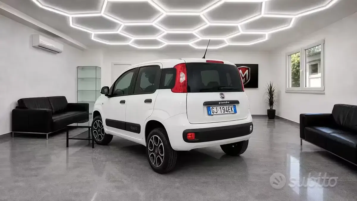 Usata Fiat Panda 4x4 Pop 85 CV (62 kW) 2022 Bianco Utilitaria