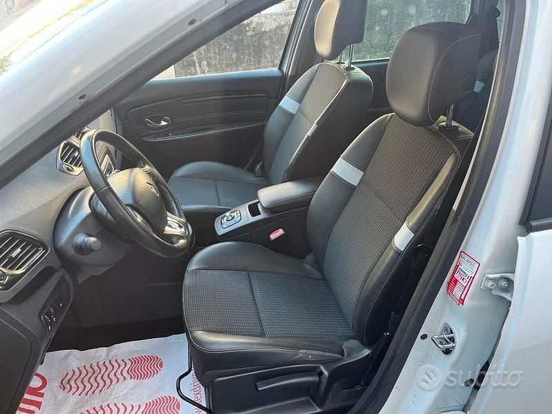 Usata Renault Scénic III 110 CV (80 kW) 2014 Bianco Monovolume