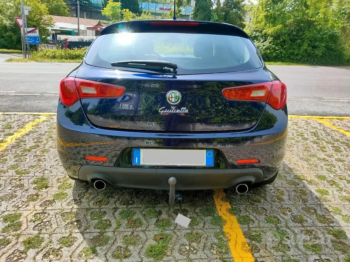 Usata Alfa Romeo Giulietta Distinctive 82 CV (60 kW) 2013 Blu Utilitaria