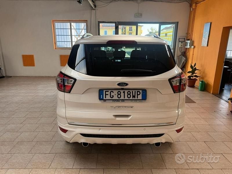 Usata Ford Kuga S 180 CV (132 kW) 2017 Bianco SUV