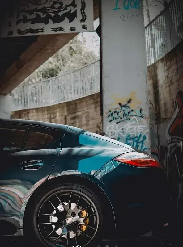 Usata Porsche Panamera 250 CV (183 kW) 2012 Utilitaria
