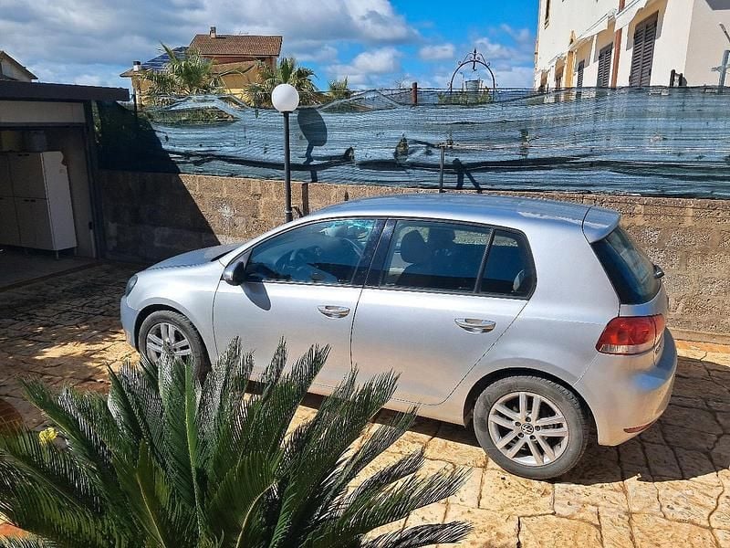Usata VW Golf VII 105 CV (77 kW) 2012 Grigio Berlina
