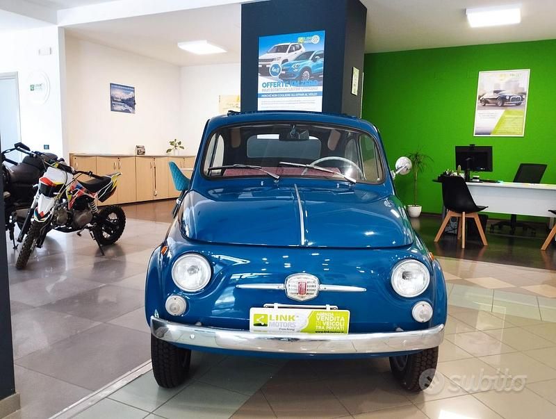 Usata Fiat 500 19 CV (13 kW) 1960 Blu Utilitaria
