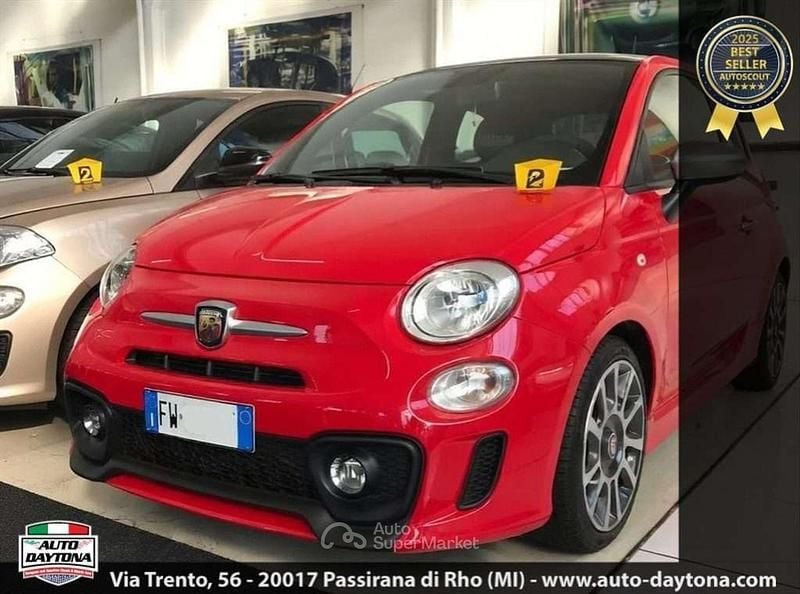 Usata Abarth 595 70th Anniversary 165 CV (121 kW) 2019 Rosso Utilitaria