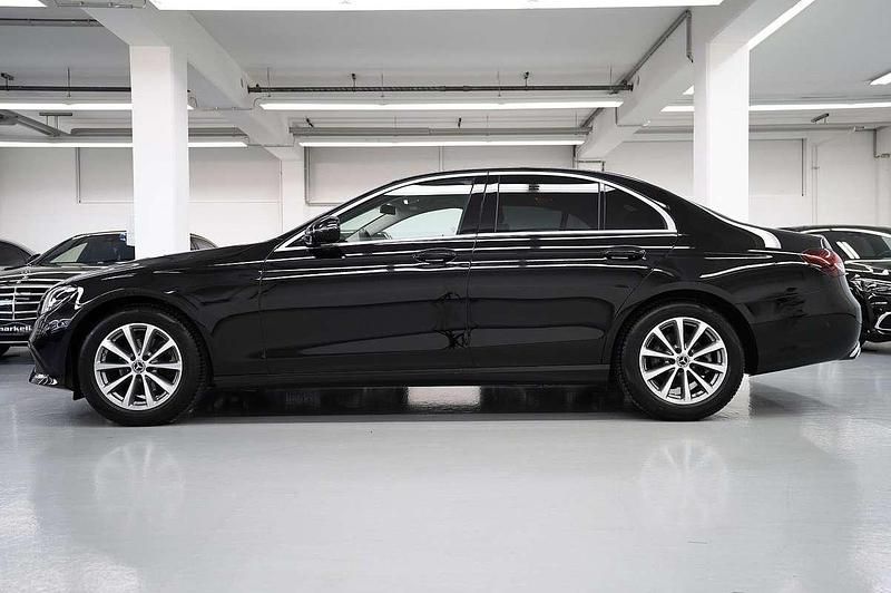 Usata Mercedes E220 160 CV (117 kW) 2021 Nero Berlina