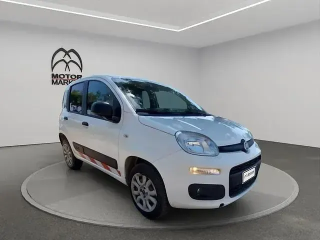 Usata Fiat Panda 4x4 Pop 85 CV (62 kW) 2020 Bianco Utilitaria