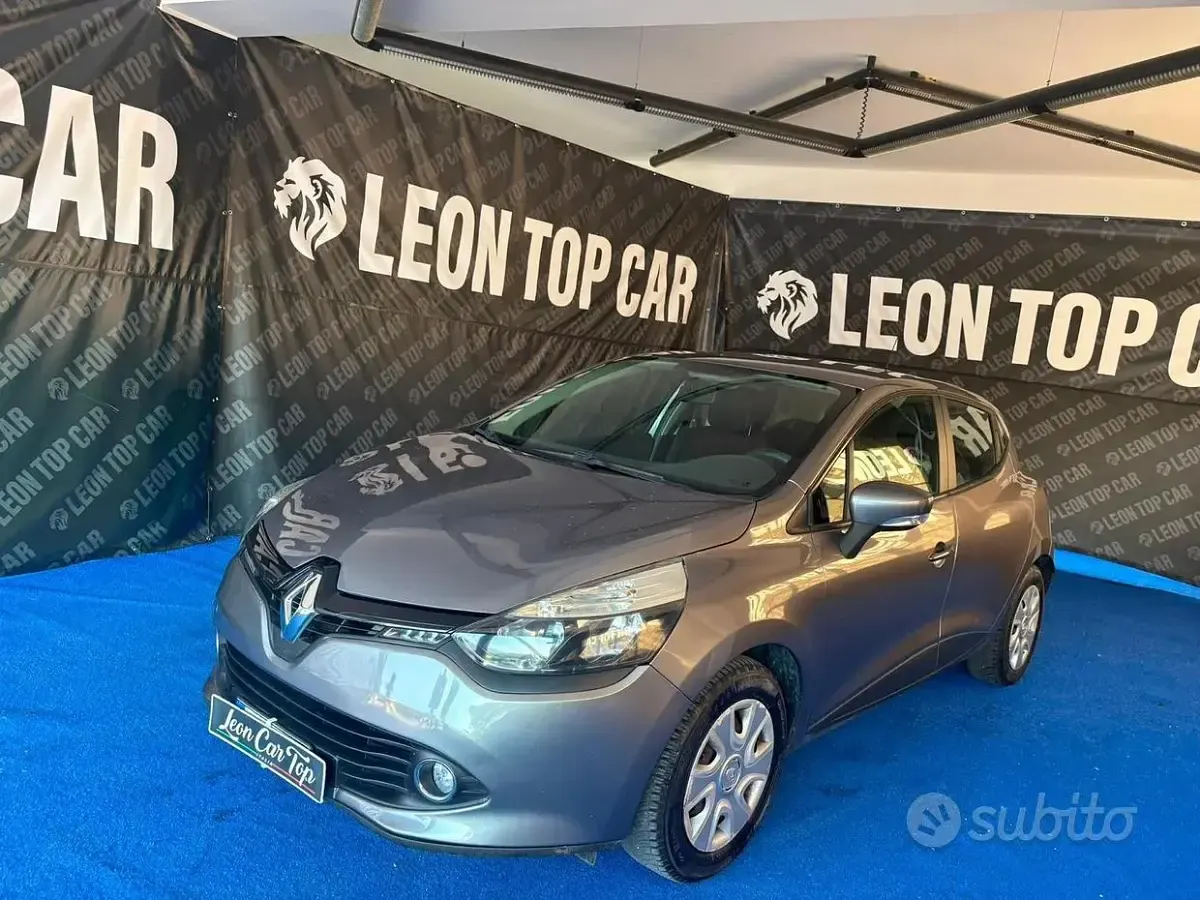 Usata Renault Clio IV 73 CV (53 kW) 2014 Grigio Berlina
