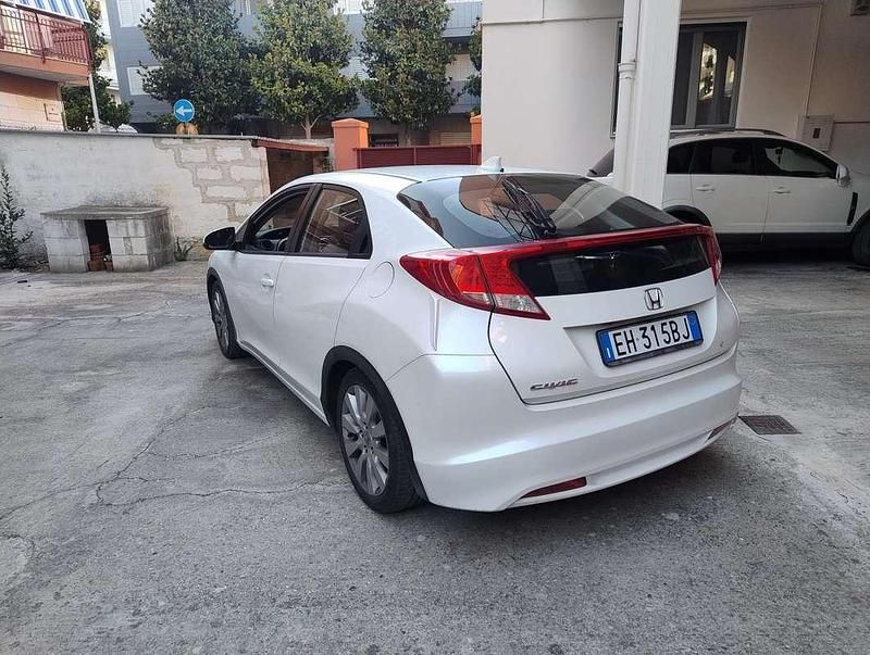 Usata Honda Civic Lifestyle 120 CV (88 kW) 2013 Berlina