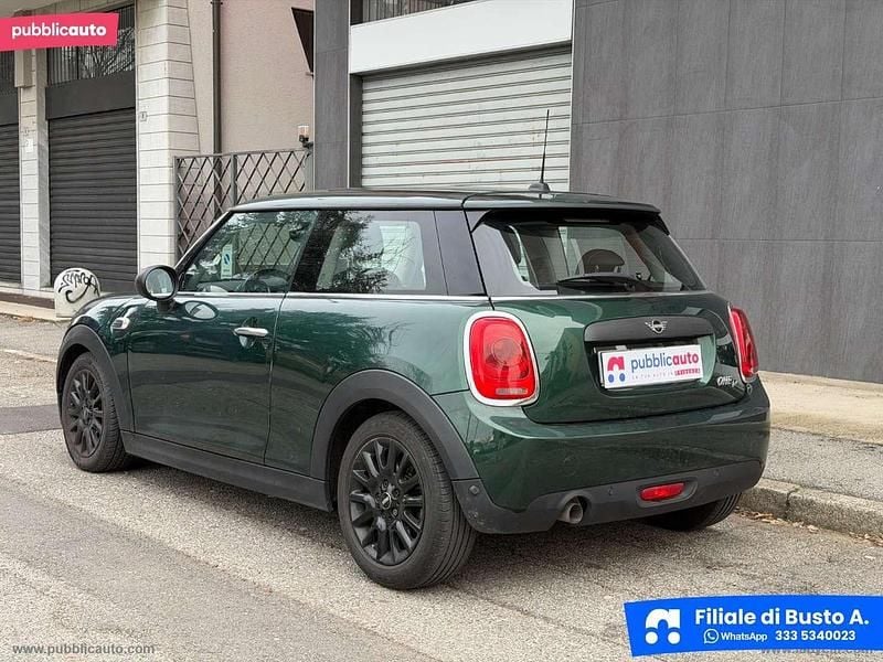 Usata Mini One D Business 95 CV (69 kW) 2018 Verde Utilitaria