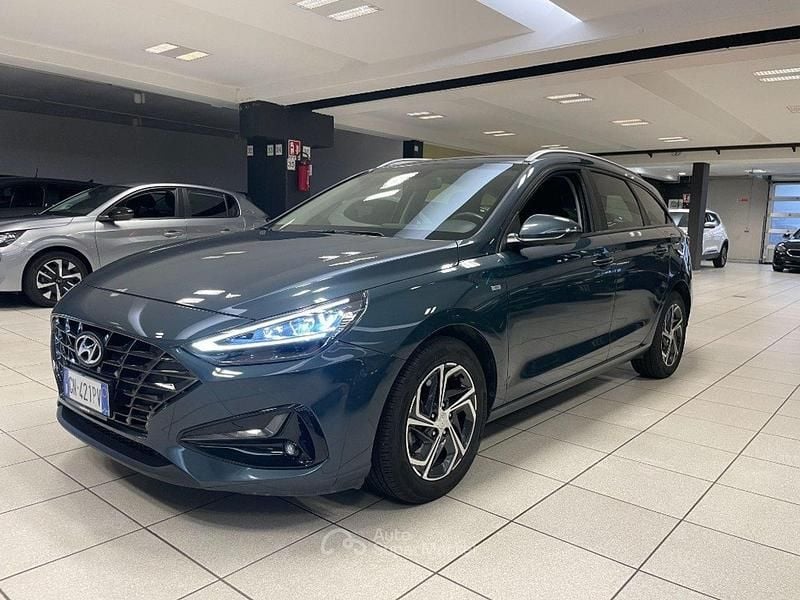 Usata Hyundai i30 Prime 120 CV (88 kW) 2023 Blu Station wagon