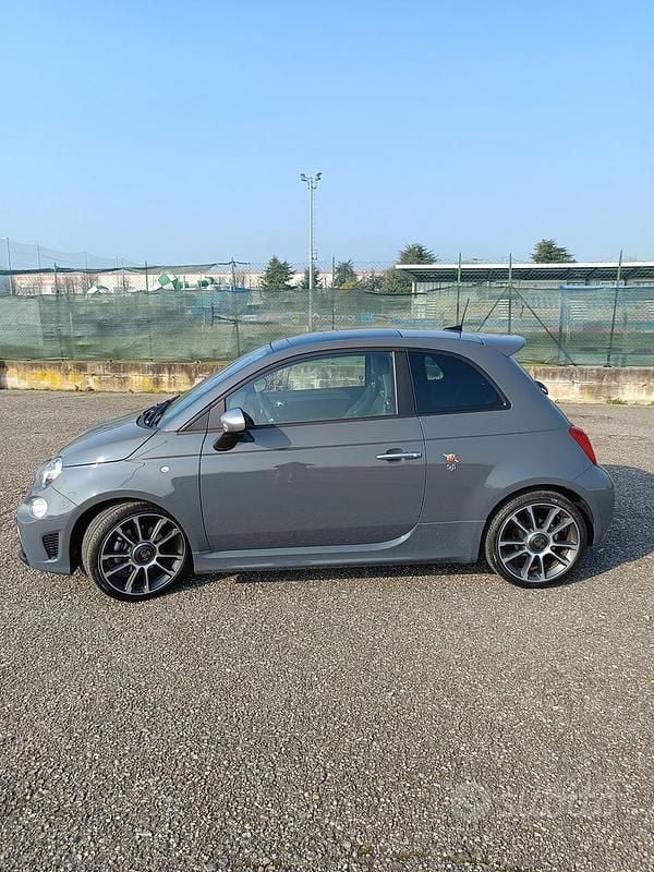 Usata Abarth 595 Turismo 165 CV (121 kW) 2022 Grigio Berlina