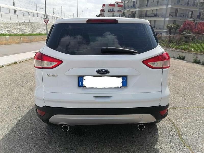 Usata Ford Kuga Titanium 120 CV (88 kW) 2015 SUV