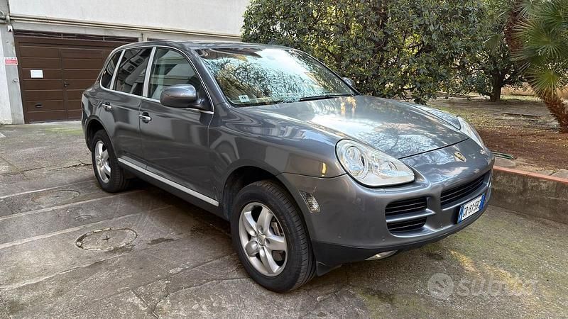 Usata Porsche Cayenne S 340 CV (250 kW) 2003 Grigio SUV