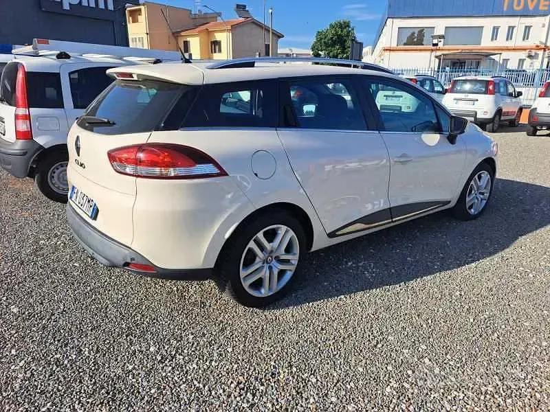 Usata Renault Clio 75 CV (55 kW) 2018 Bianco Station wagon