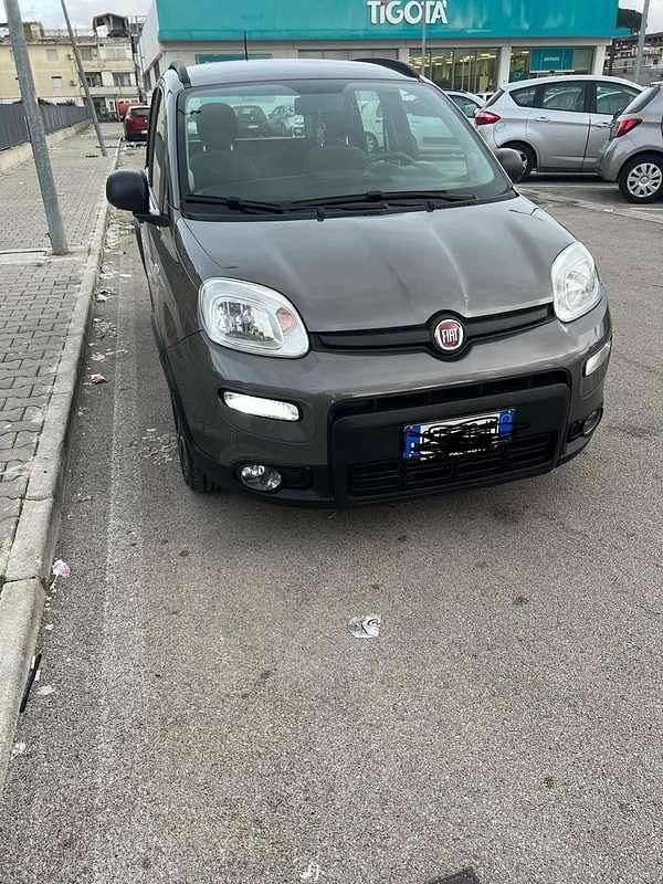 Usata Fiat Panda Red 69 CV (50 kW) 2022 Utilitaria