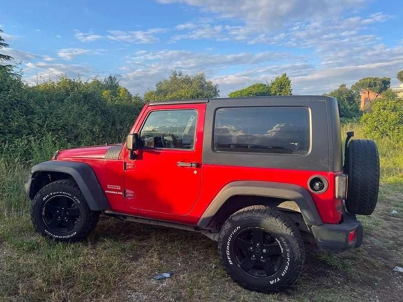 Usata Jeep Wrangler Sport 200 CV (147 kW) 2011 Rosso SUV