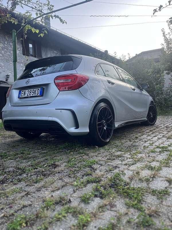 Usata Mercedes A250 AMG 211 CV (155 kW) 2014 Berlina
