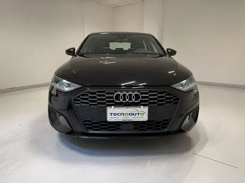 Usata Audi A3 Sportback e-tron 204 CV (150 kW) 2022 Nero Utilitaria