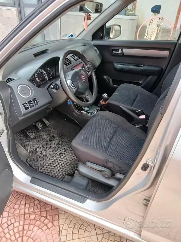 Usata Suzuki Swift 2006 Utilitaria