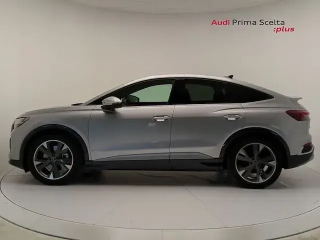Usado Audi Q4 Sportback e-tron S-Line 210 kW (286 CV) 2024 Plateado SUV