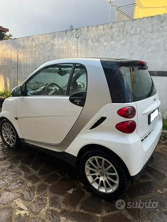 Usata Smart ForTwo Coupé Passion 71 CV (52 kW) 2009 Bianco Coupé