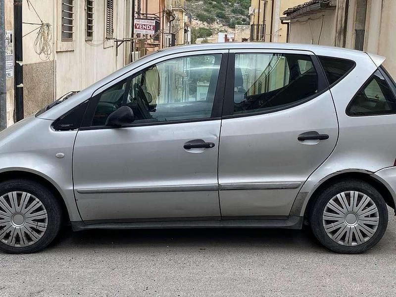 Usata Mercedes A170 95 CV (69 kW) 2002 Berlina