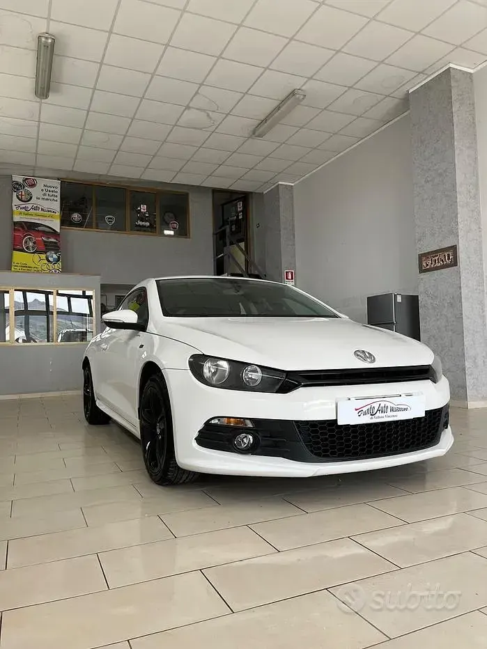 Usata VW Scirocco R-line 122 CV (89 kW) 2013 Bianco Coupé