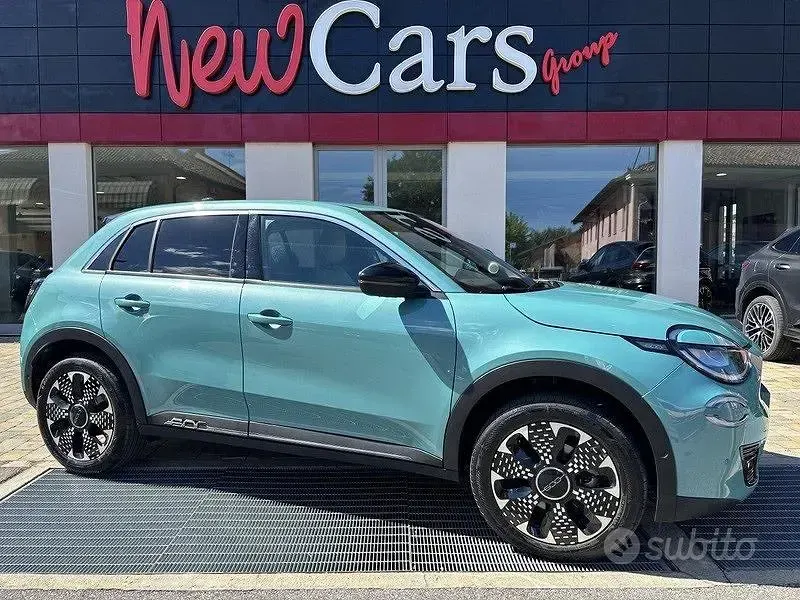Usata Fiat 600 La Prima 101 CV (74 kW) 2025 Verde SUV