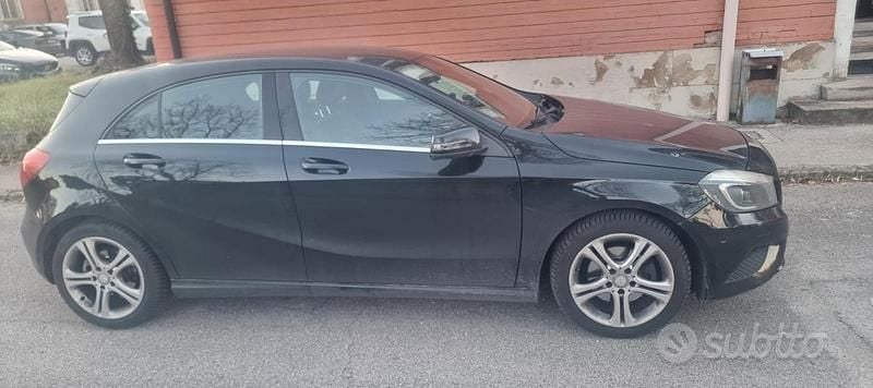 Usata Mercedes A200 136 CV (100 kW) 2014 Nero Berlina