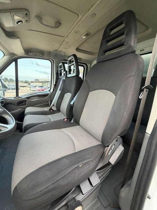 Usata Iveco Daily 145 CV (106 kW) 2014 Bianco Furgone