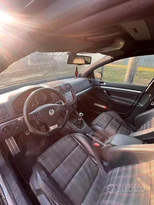 Usata VW Golf VI Edition 230 CV (169 kW) 2008 Utilitaria