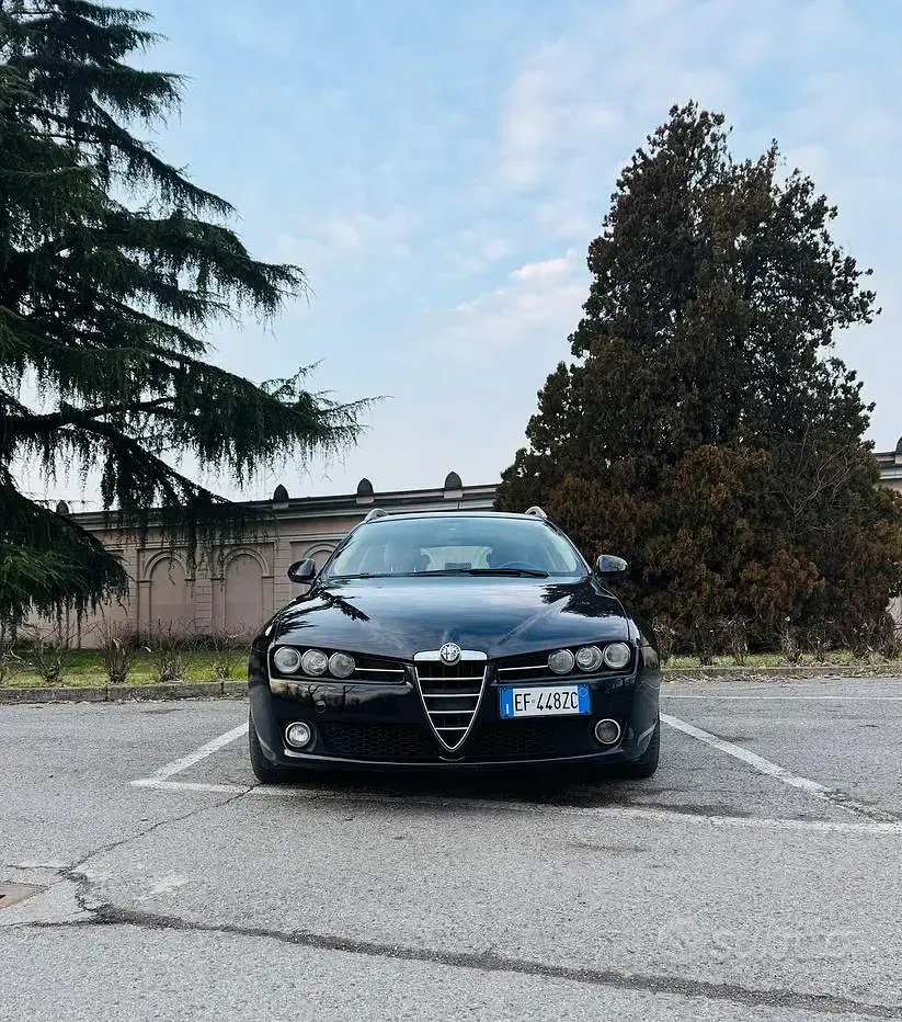 Usata Alfa Romeo 159 Progression 136 CV (100 kW) 2011 Nero Station wagon