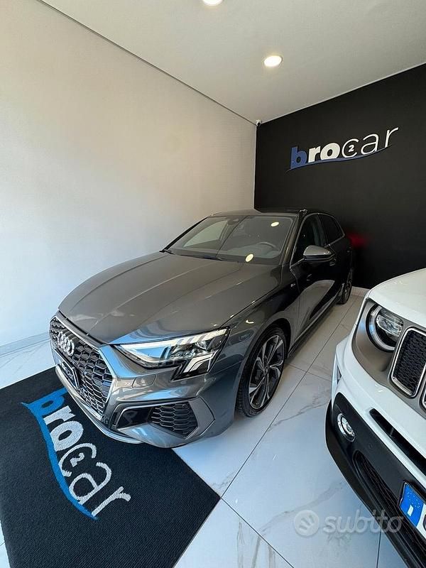 Usata Audi A3 S-Line 150 CV (110 kW) 2021 Grigio Berlina