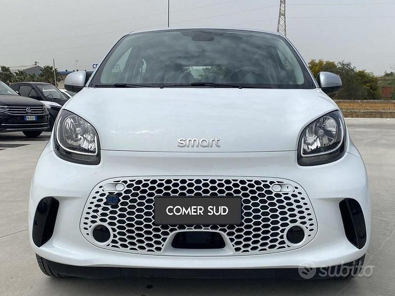 Usata Smart ForFour Electric Drive Passion 60 kW (82 CV) 2021 Bianco Monovolume