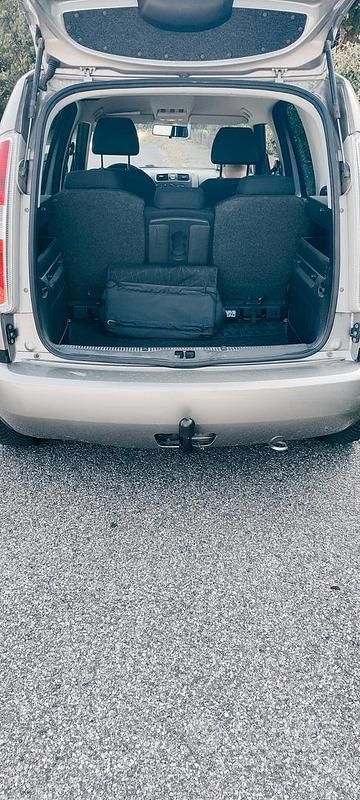 Usata Skoda Roomster 70 CV (51 kW) 2012 Grigio Monovolume