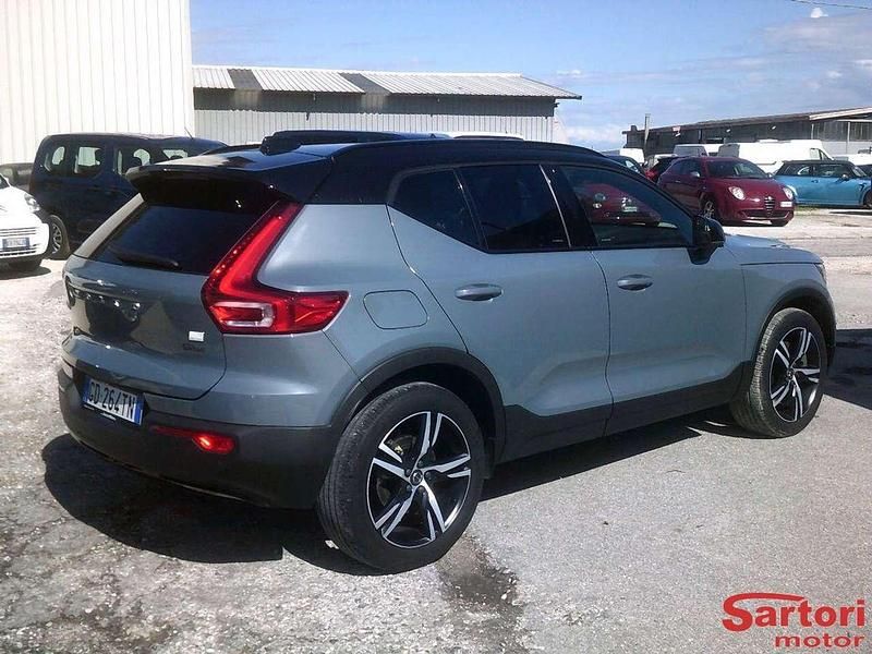 Usata Volvo XC40 179 CV (131 kW) 2020 Grigio SUV